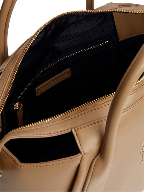 TOMMY HILFIGER Essential Shoulder Bag TOMMY | AW0AW18532RBC